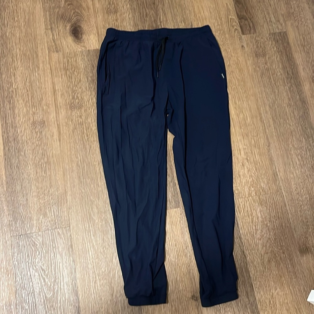 USED- UNRL In-Flex Joggers Navy Blue pants. Mens Size Large